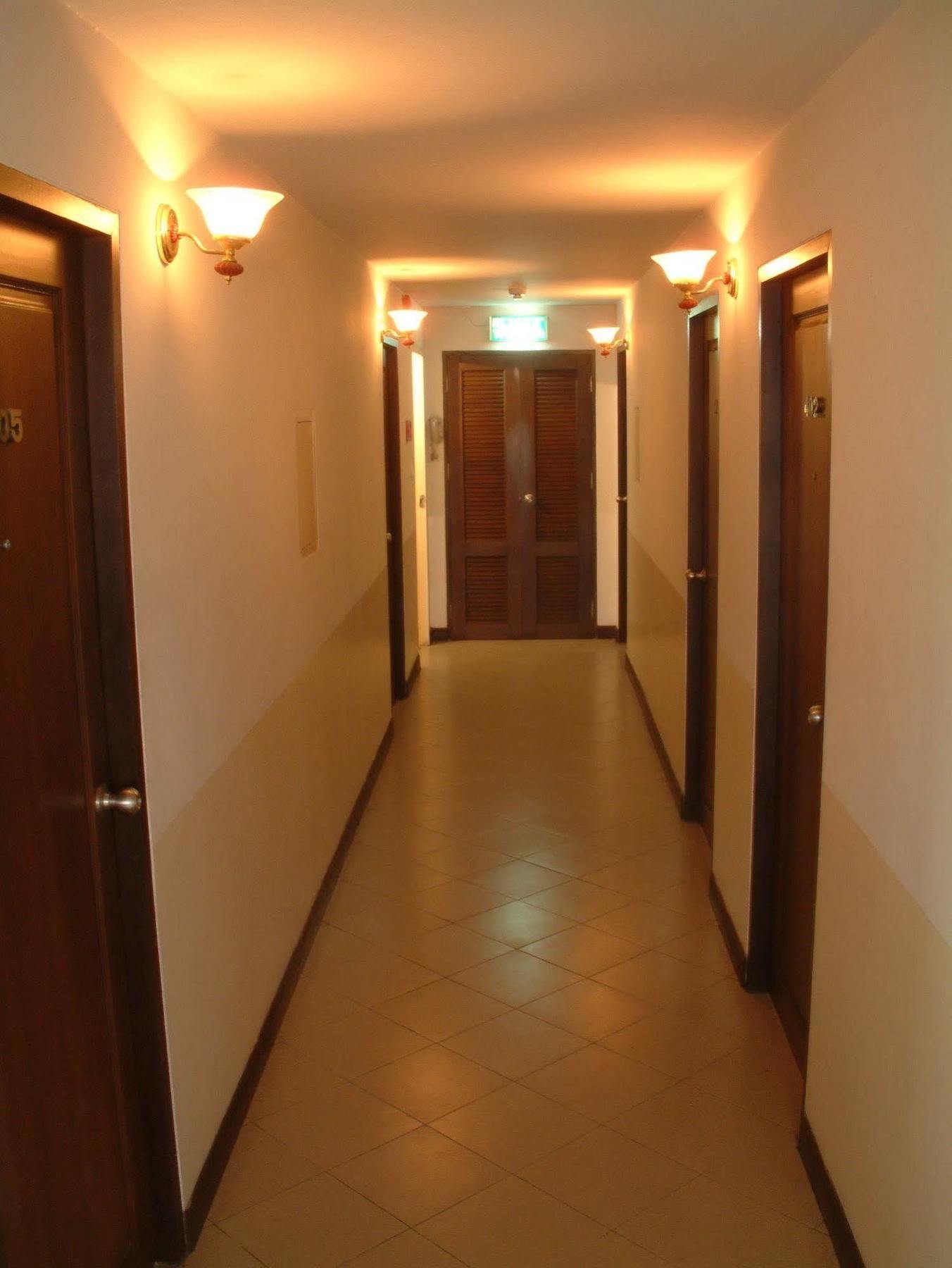 For You Residence Bangkok Exterior foto