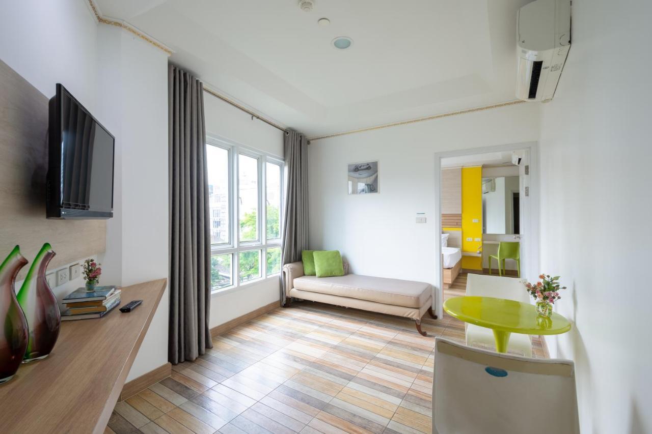 For You Residence Bangkok Exterior foto